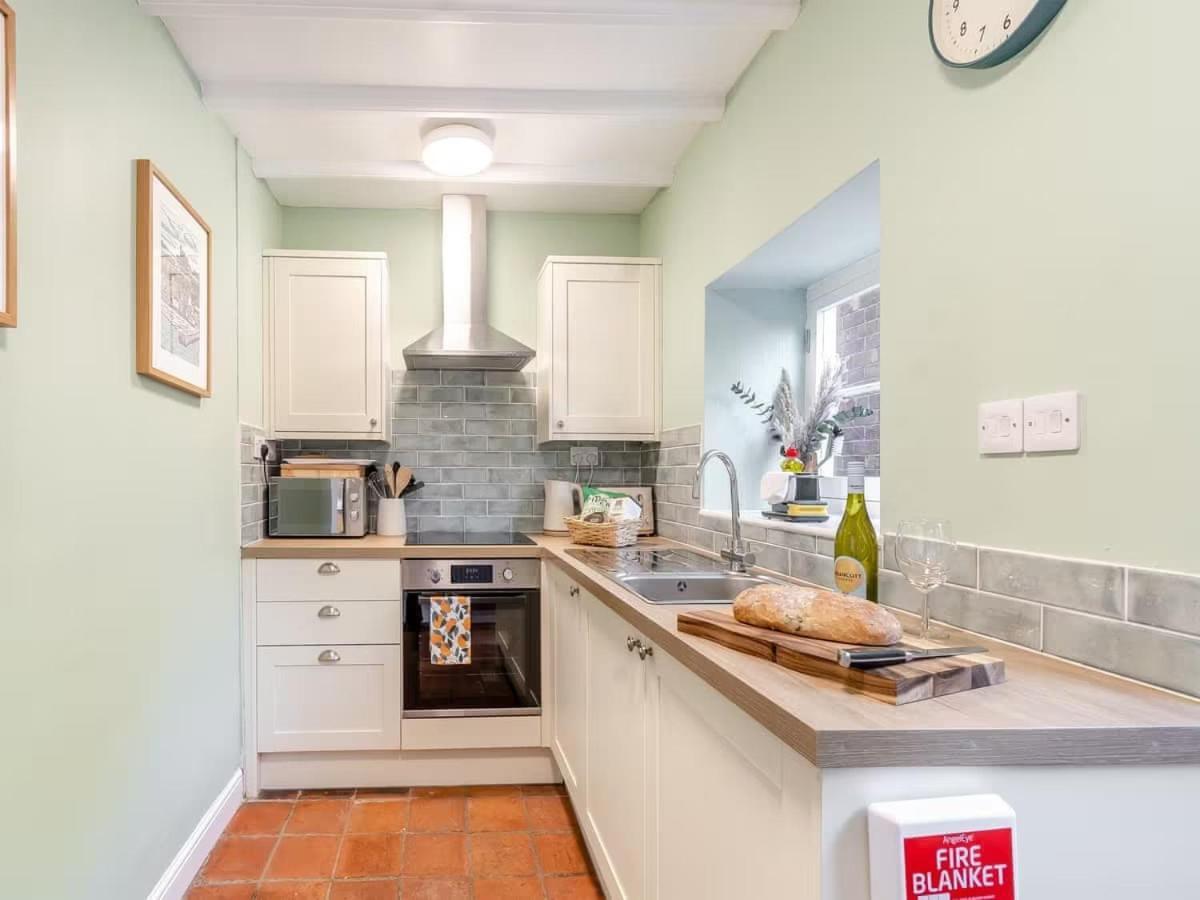 Papist Hall Cottages Barrow upon Humber エクステリア 写真